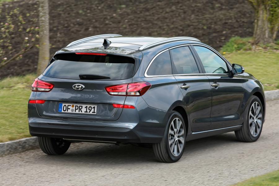  Hyundai i30 Wagon (PD) 2017 года  (WW) (фото 16 из 45)